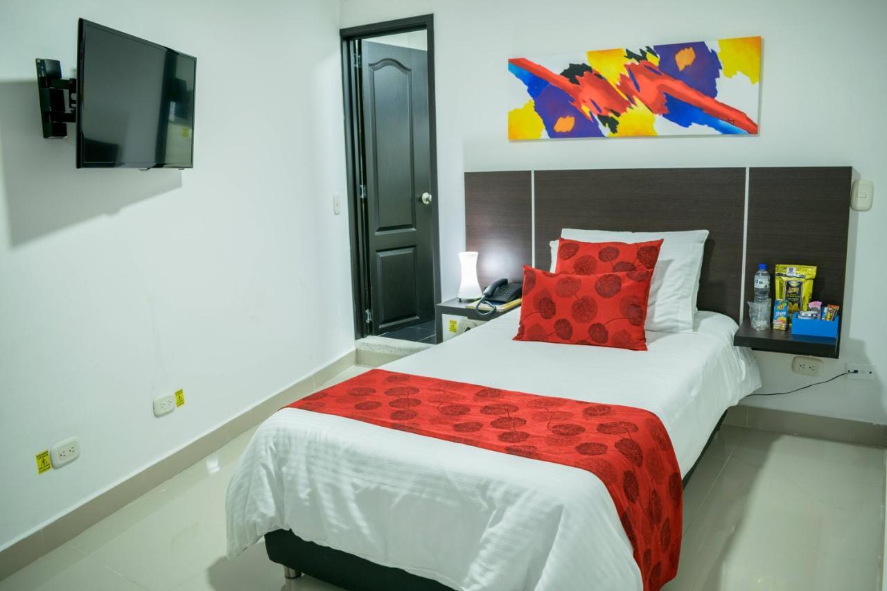 Hotel Montes De La Castellana Armenia  Exterior photo